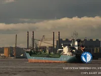 Kapal tanker minyak/bahan kimia kanggo didol