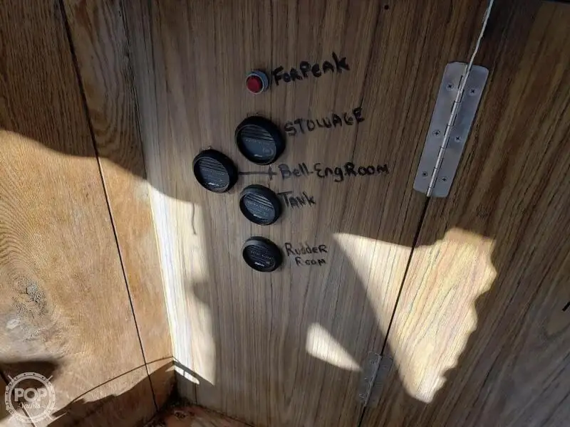 Kapal feri kanggo didol