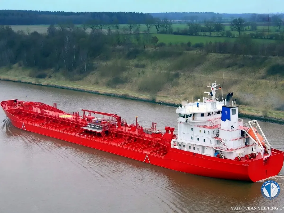 Kapal tanker minyak/bahan kimia kanggo didol