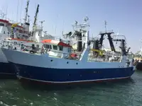 Kapal trawler kanggo didol