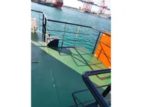 Kapal kontainer kanggo didol
