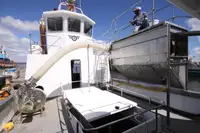 Kapal dredger kanggo didol