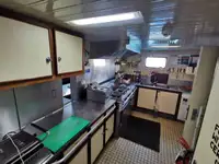 Kapal pasokan kanggo didol