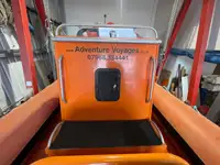 Kapal kerja kanggo didol