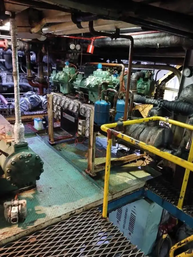 Kapal feri kanggo didol