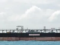 Kapal tanker minyak/bahan kimia kanggo didol