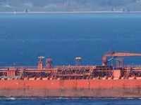 Kapal tanker minyak/bahan kimia kanggo didol
