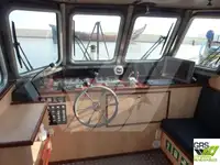 Kapal kerja kanggo didol