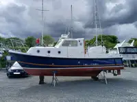 Kapal kerja kanggo didol
