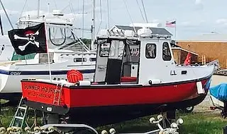 Kapal pangolahan iwak kanggo didol