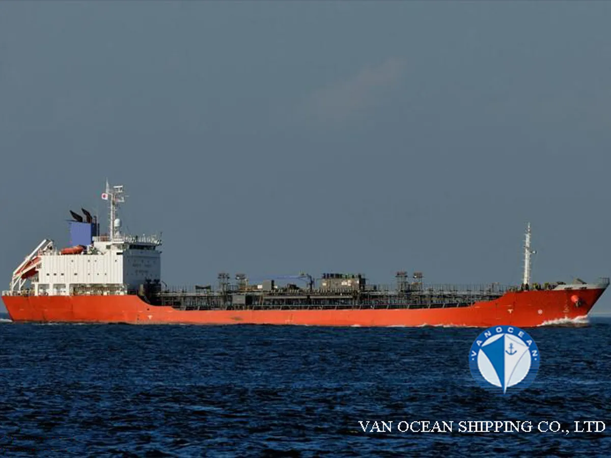 Kapal tanker minyak/bahan kimia kanggo didol