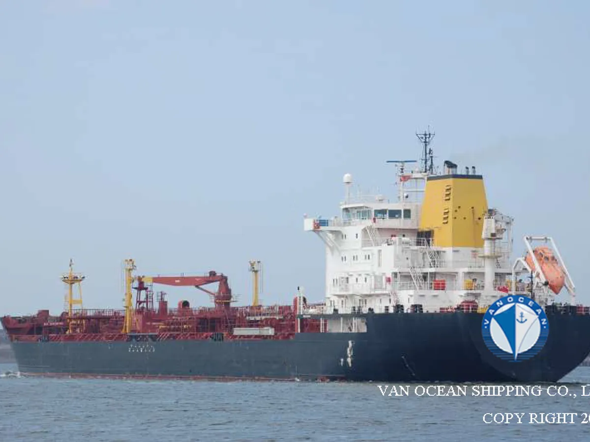Kapal tanker minyak/bahan kimia kanggo didol