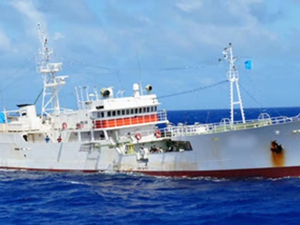 Kapal longliner kanggo didol