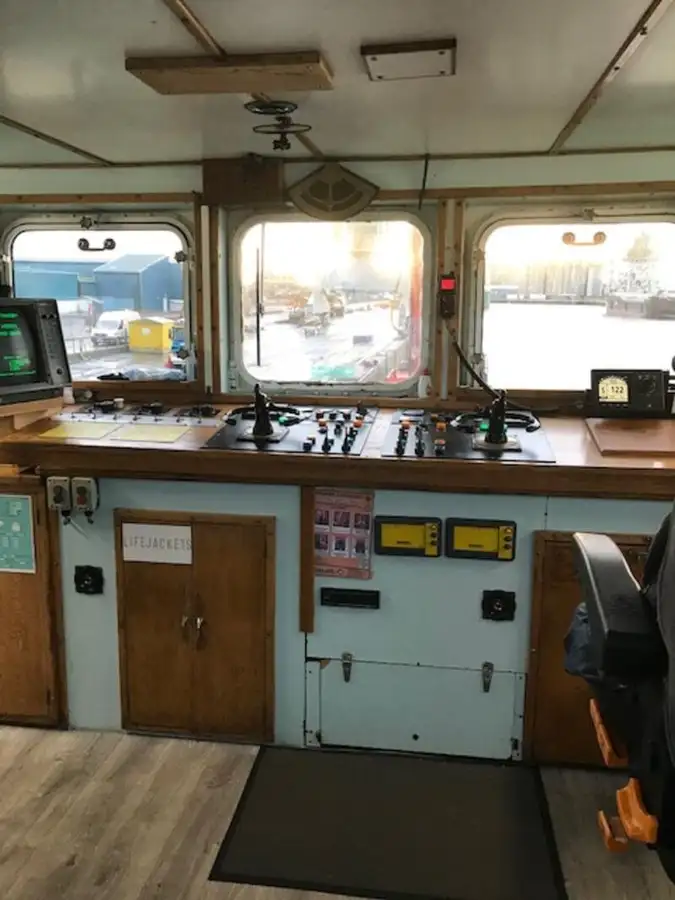 Kapal dredger kanggo didol