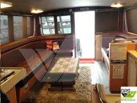 Kapal kerja kanggo didol