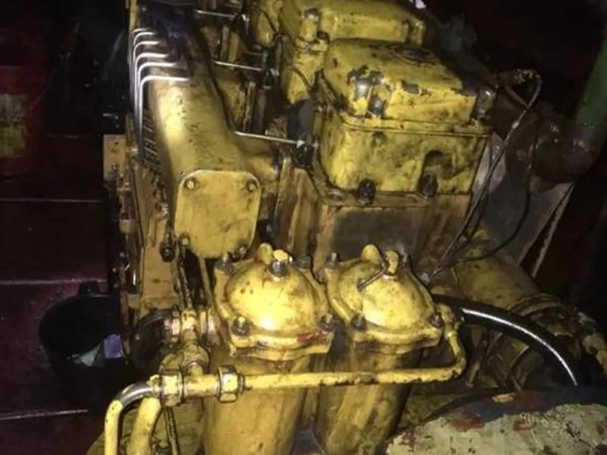 Kapal tanker minyak/bahan kimia kanggo didol