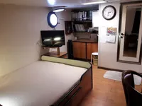 Kapal riset kanggo didol