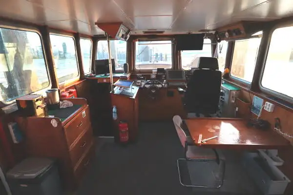 Kapal trawler kanggo didol