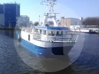 Kapal pengangkut iwak urip kanggo didol