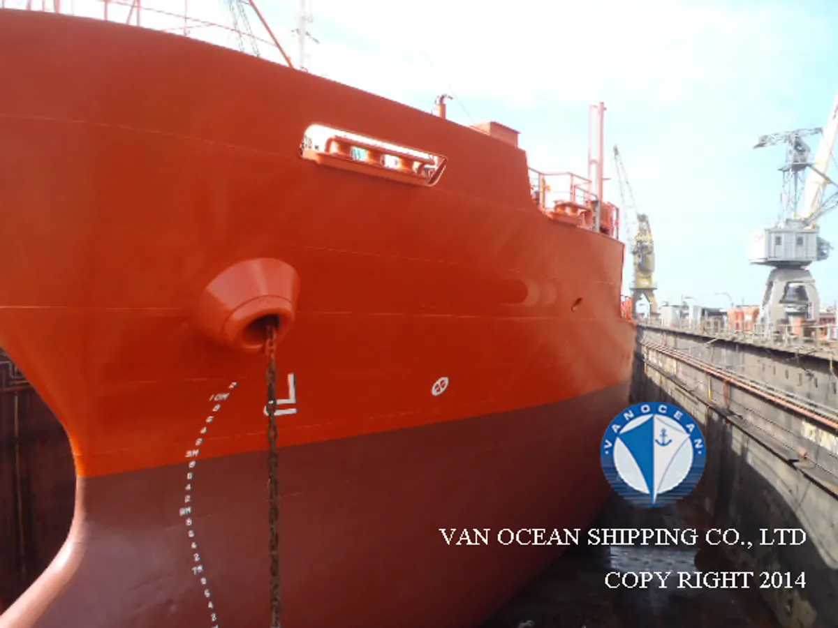 Kapal tanker minyak/bahan kimia kanggo didol