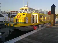 Kapal feri kanggo didol