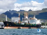 Kapal tanker minyak/bahan kimia kanggo didol