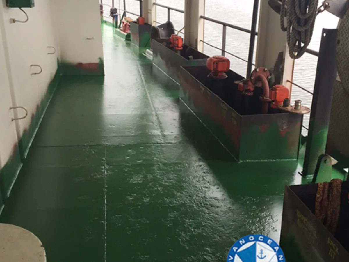 Kapal tanker minyak/bahan kimia kanggo didol