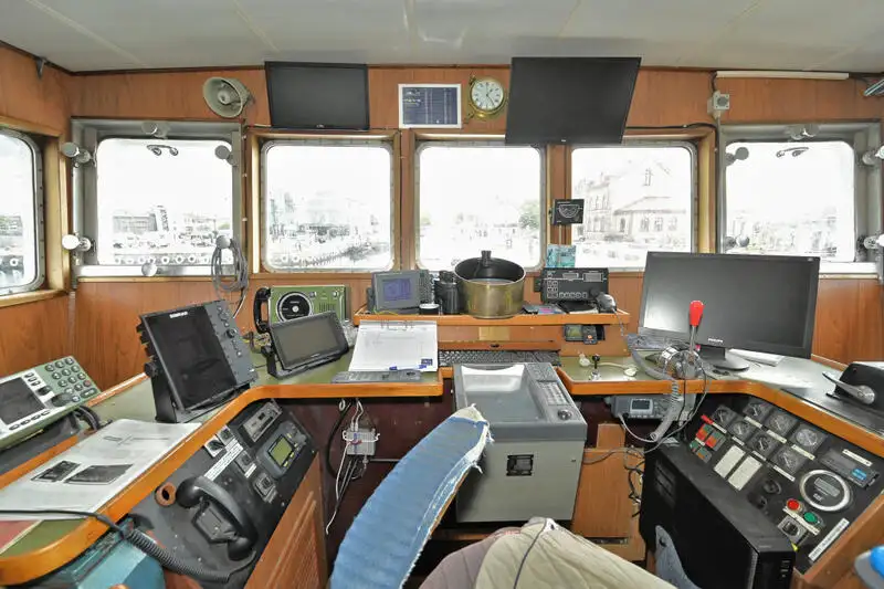 Kapal trawler kanggo didol