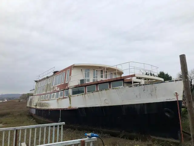 Kapal feri kanggo didol