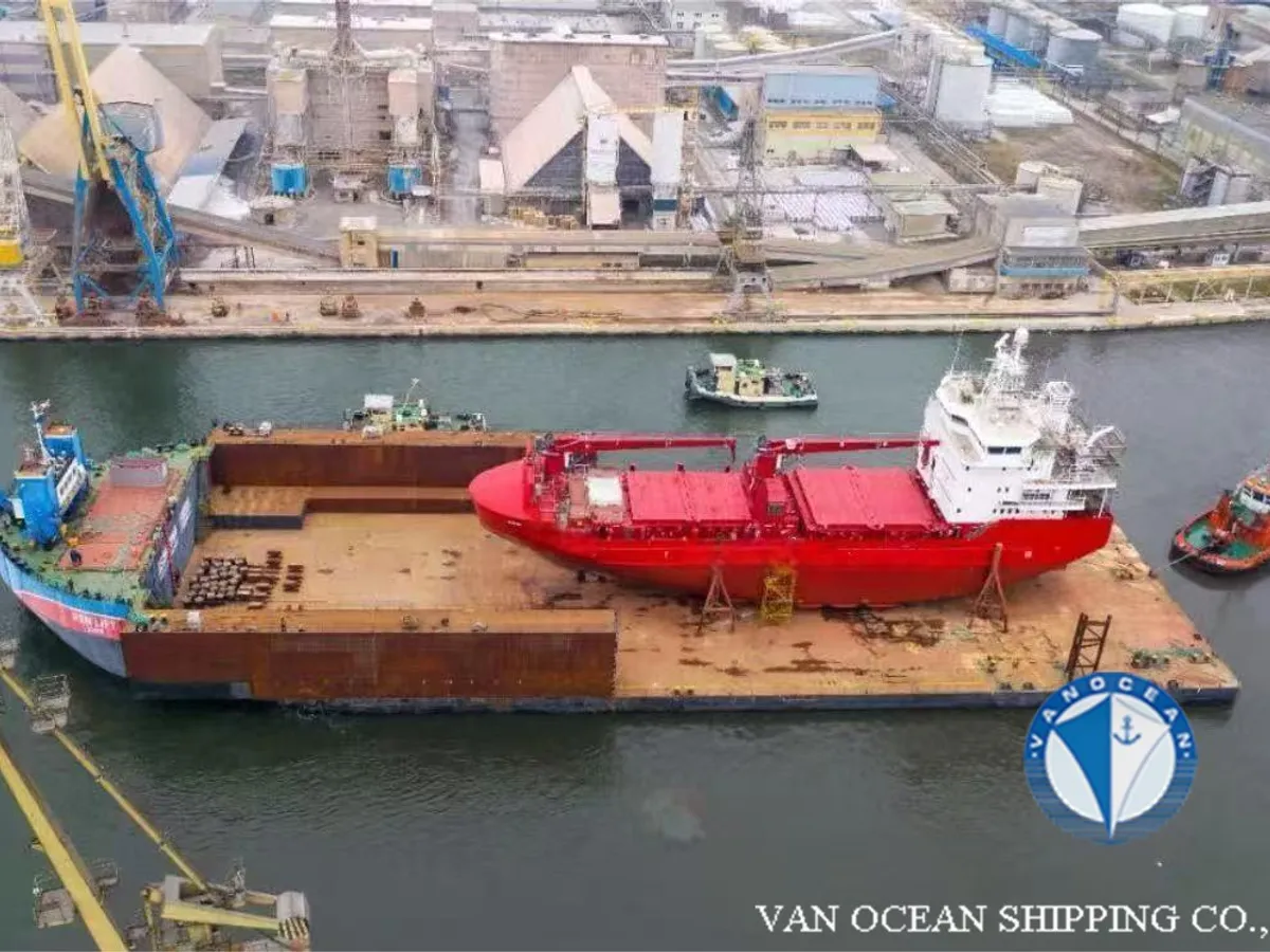 Kapal reefer kanggo didol