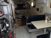Kapal riset kanggo didol