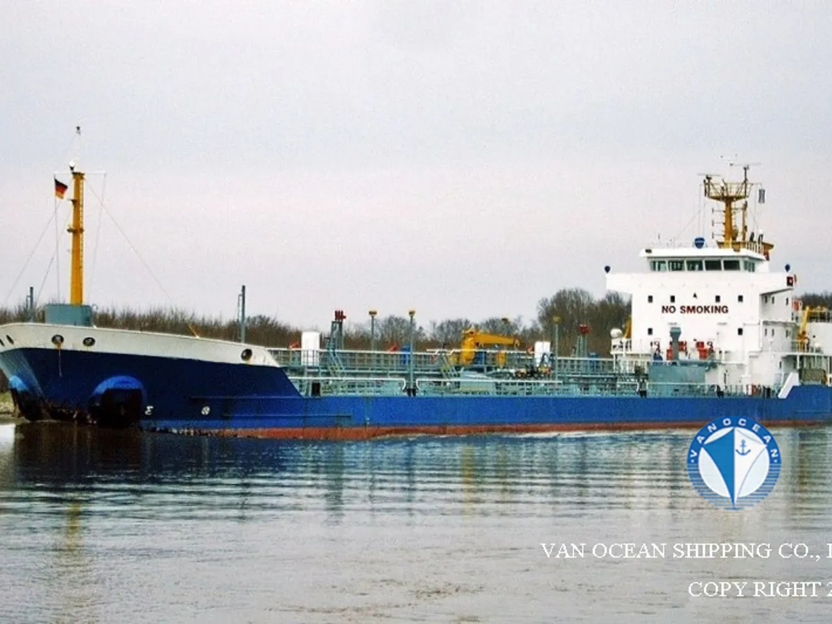 Kapal tanker minyak/bahan kimia kanggo didol