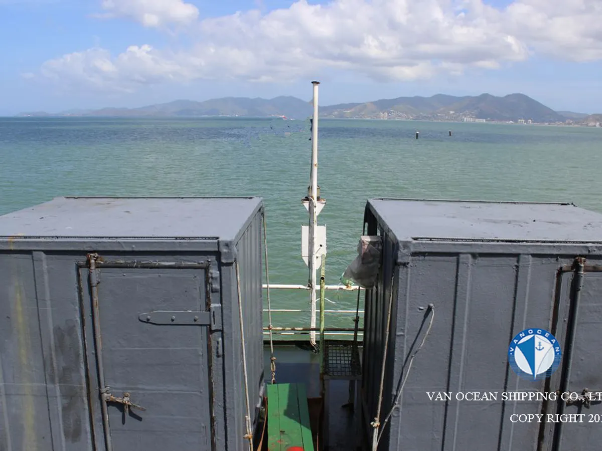 Kapal tanker minyak/bahan kimia kanggo didol