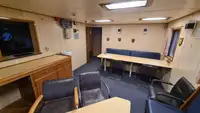 Kapal pasokan kanggo didol