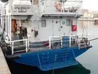 Kapal kerja kanggo didol