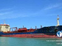 Kapal tanker minyak/bahan kimia kanggo didol