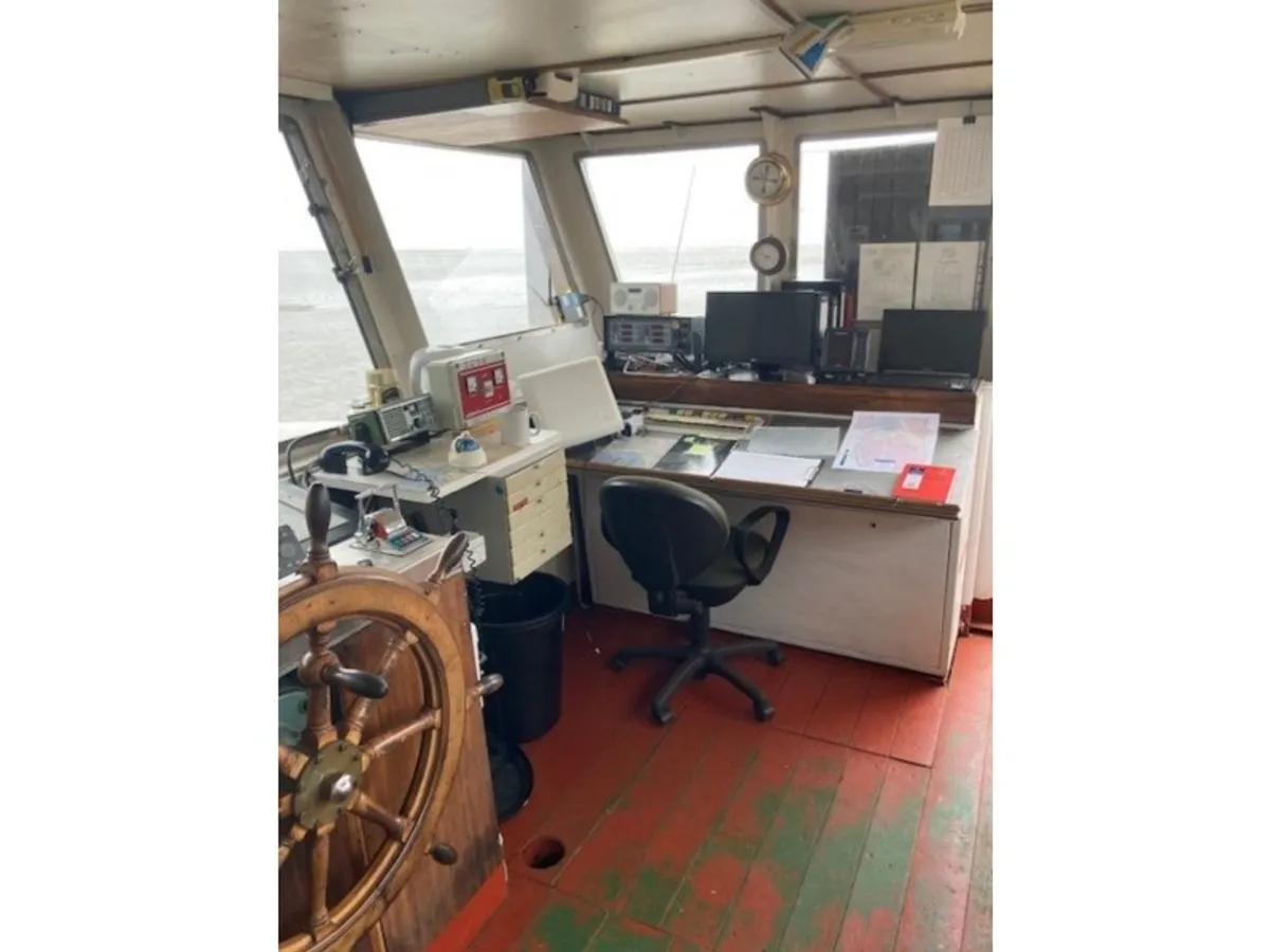 Kapal dredger kanggo didol