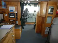 Kapal riset kanggo didol