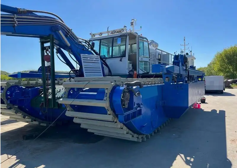 Kapal dredger kanggo didol