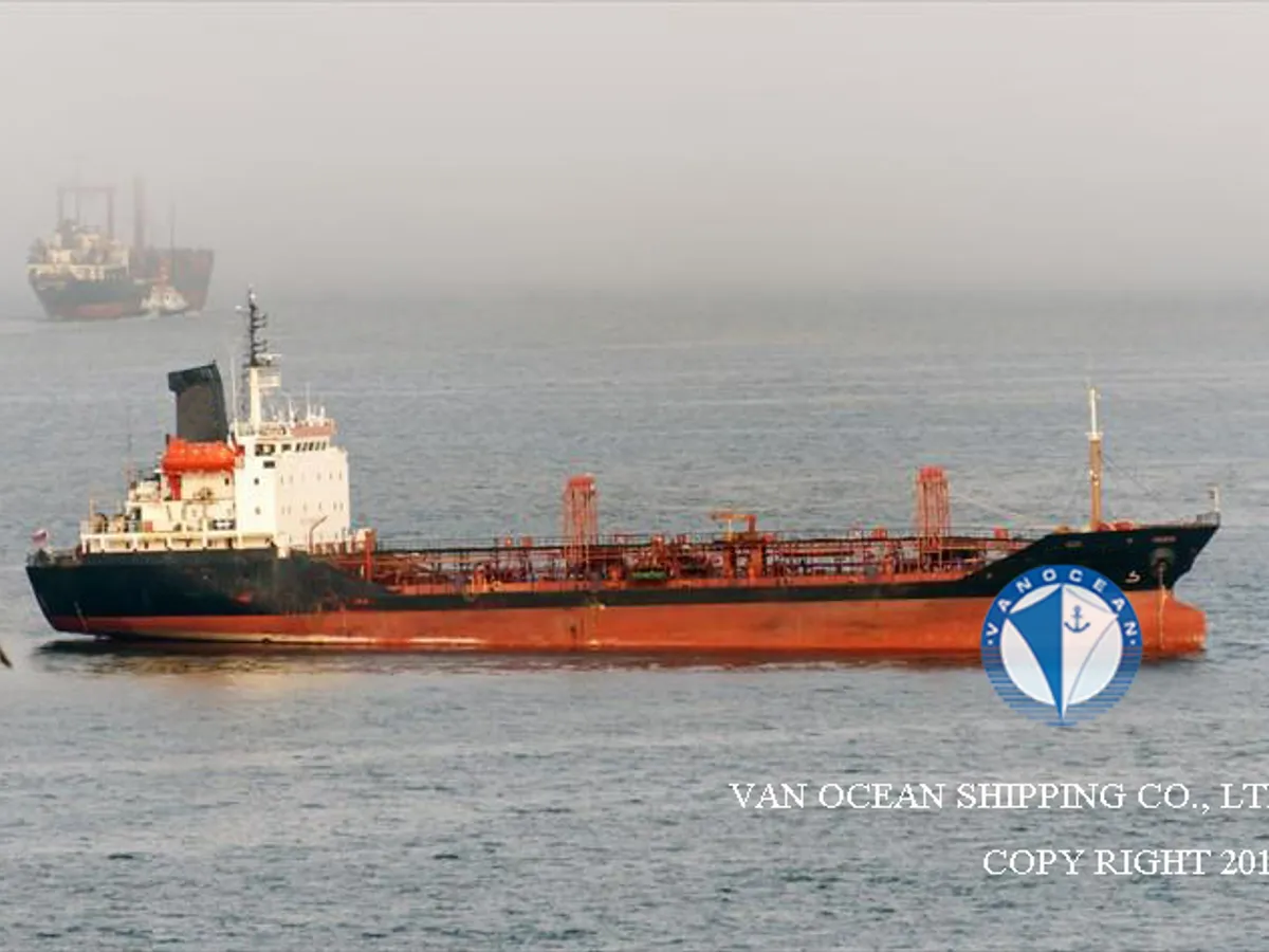 Kapal tanker minyak/bahan kimia kanggo didol