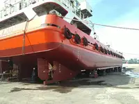 Kapal tanker minyak/bahan kimia kanggo didol