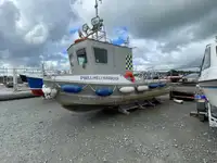 Kapal patroli kanggo didol