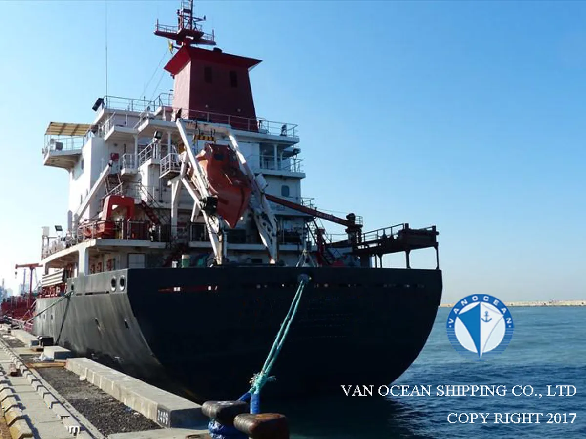 Kapal tanker minyak/bahan kimia kanggo didol