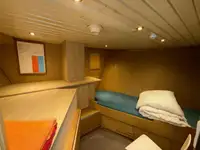 Kapal pasokan kanggo didol