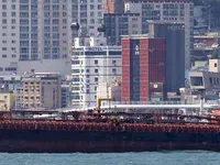 Kapal tanker minyak/bahan kimia kanggo didol