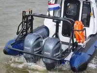 Kapal kontainer kanggo didol