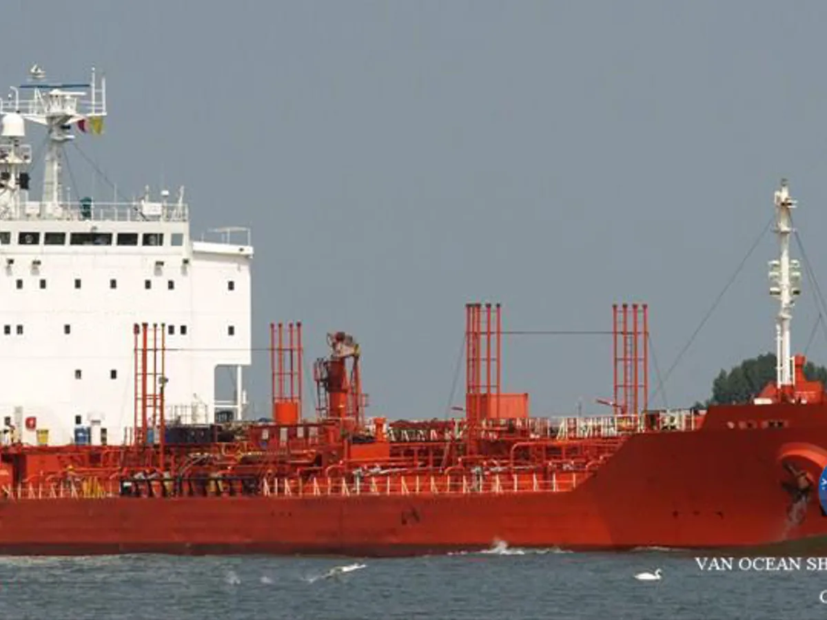 Kapal tanker minyak/bahan kimia kanggo didol