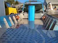 Kapal kerja kanggo didol