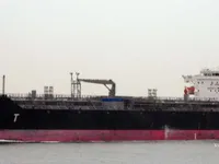 Kapal tanker minyak/bahan kimia kanggo didol
