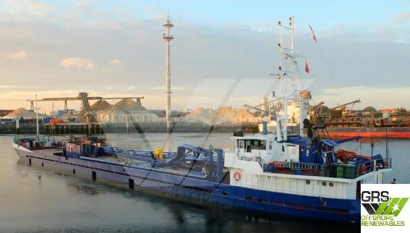 Kapal dredger kanggo didol